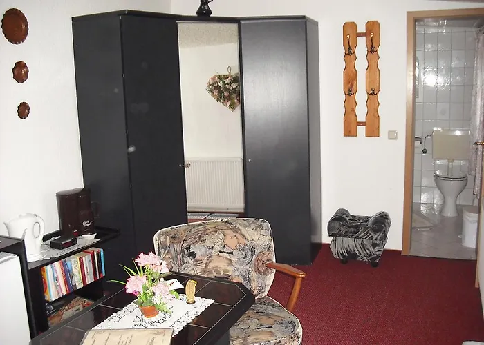 Moehring Pensión 3*